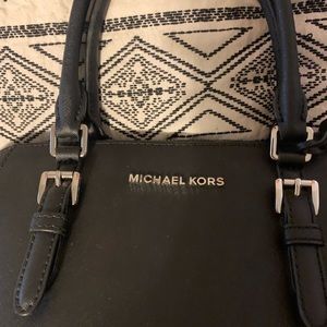 Michael kors black purse